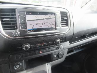 Toyota ProAce Verso 2.0D DubbelCab 2xSchuifdeur 6-Zits Airco Navi Camera StoelVerwarming CruiseControl....... picture 15