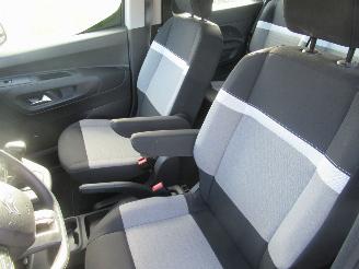 Citroën Berlingo 1.5BlueHdi 100 5-Zits  Airco  Navi  CruiseControl  2xSchuifdeur 20.200KM!! picture 15