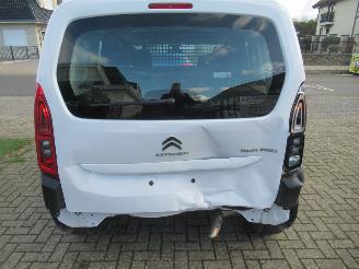 Citroën Berlingo 1.5BlueHdi 100 5-Zits  Airco  Navi  CruiseControl  2xSchuifdeur 20.200KM!! picture 4