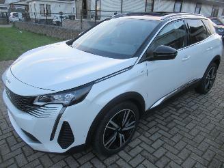 skadebil auto Peugeot 3008 PureTech Aut. GT  Climat Leer/Alcantara Navi Panorama-D Camera SoundPack....... 2021/10