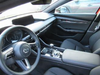 Mazda 3 2.0 e-Skyactiv-X 186pk MildHybrid  Climatronic Navi Camera Headup-Display StoelVerwarming.... picture 16