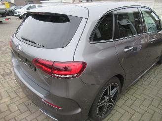 skadebil auto Mercedes B-klasse 180D Aut. AMG-LINE NightPack HalfLeer Navi Camera....... 2020/10