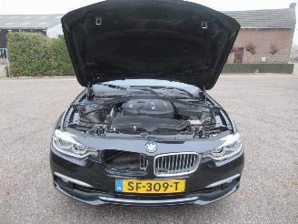 BMW 3-serie 318i Luxury picture 9