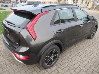 Coche accidentado Kia Niro 1.6 Plugin-Hybrid  DCT Aut. 71.200km!! 10.950Netto 2024/2