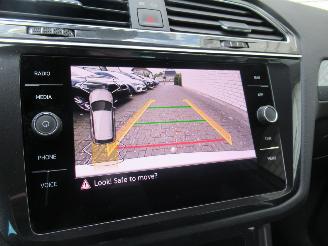 Volkswagen Tiguan 2.0TSI 190pk DSG Aut. 4MOTION 4x4  Climatronic Navi Camera TrekHaak-Klapbaar... picture 27