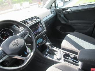 Volkswagen Tiguan 2.0TSI 190pk DSG Aut. 4MOTION 4x4  Climatronic Navi Camera TrekHaak-Klapbaar... picture 21