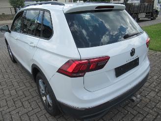 Volkswagen Tiguan 2.0TSI 190pk DSG Aut. 4MOTION 4x4  Climatronic Navi Camera TrekHaak-Klapbaar... picture 9