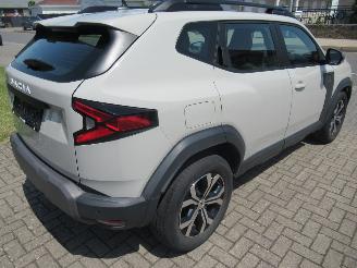 Damaged car Dacia Duster ECO-G Lpg Gas+Benzine 15.192km!! Airco Camera Navi - Android Auto/Apple Carplay 2025/7