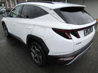 Damaged car Hyundai Tucson 1.6 HYBRID Aut.28.985km Climatronic Leer Navi Camera Stoel/Stuur Verwarming Krell-Sound 2024/6