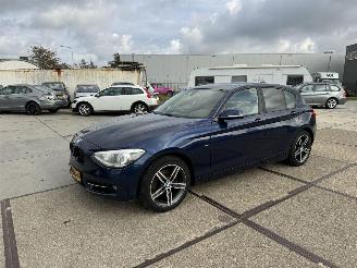 Coche accidentado BMW 1-serie 118i 2011/11