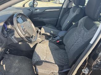 Citroën C4 1.2 PureTech Exclusive picture 5