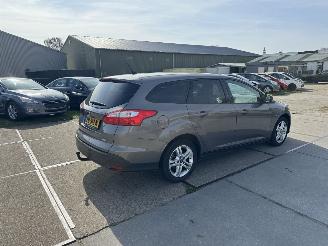 Ford Focus 1.0 Ecoboost Wagon Edition Plus picture 3