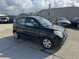 Kia Picanto 1.0 SEVEN picture 2