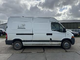 Renault Master T35 2.5 DCI  L2 H2 picture 16