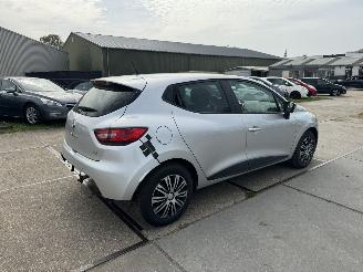 Renault Clio 1.5 DCI Eco Expression picture 3