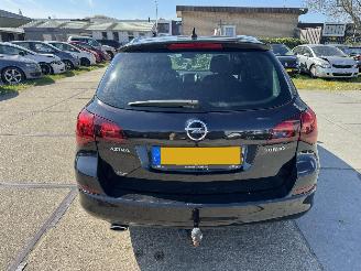 Opel Astra 1.4 T Sportstourer picture 13