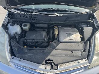 Toyota Prius 1.5 VVT-I picture 10