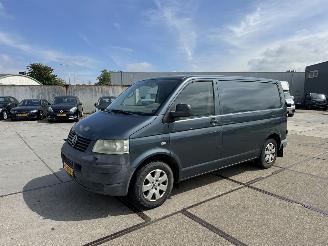 skadebil bedrijf Volkswagen Transporter 2.5 TDI 2008/4