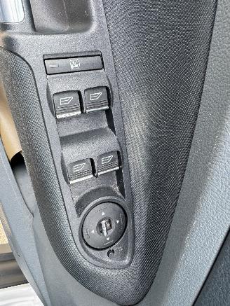 Ford C-Max 1.0 Edition picture 5