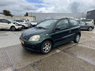 damaged passenger cars Toyota Yaris 1.0 16v  VVT-i Sol 1999/10