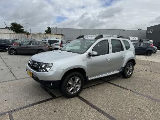 Damaged car Dacia Duster 1.2 TCe Prestige 2016/3
