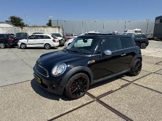 skadebil auto Mini One 1.4 Anniversary MKII 2010/1