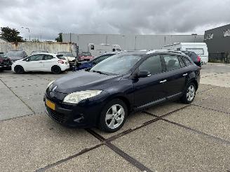 Unfallwagen Renault Mégane Grandtour 1.4 Tce Dynamique 2010/9