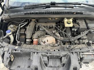 Peugeot 3008 1.6 THP GT Aut. picture 14