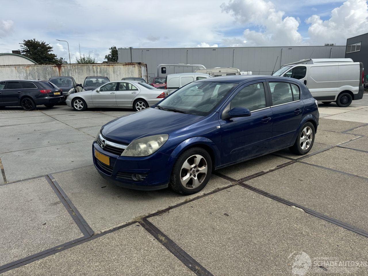Opel Astra 1.6