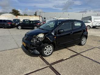 škoda osobní automobily Nissan Pixo 1.0 Looks 2013/10