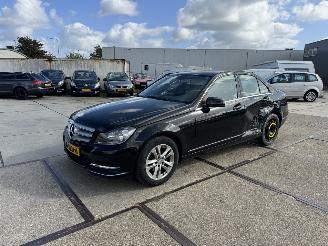 Damaged car Mercedes C-klasse 180 Business Class Avantgarde 2012/6