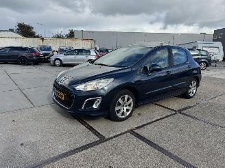 Schadeauto Peugeot 308 1.6 VTI Active 2012/2