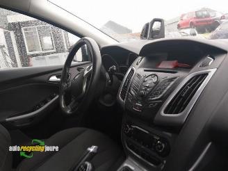 Ford Focus Focus 3 Wagon, Combi, 2010 / 2020 1.0 Ti-VCT EcoBoost 12V 125 picture 28