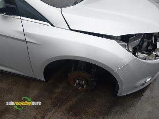 Ford Focus Focus 3 Wagon, Combi, 2010 / 2020 1.0 Ti-VCT EcoBoost 12V 125 picture 2