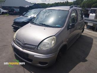 Toyota Yaris-verso Yaris Verso (P2), MPV, 1999 / 2005 1.4 D-4D picture 18