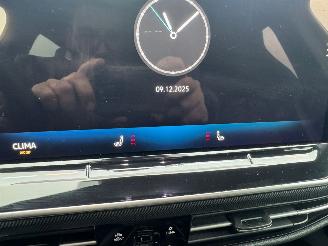 Volkswagen Golf 8.5 Variant 1.5 eTSI 110 kW R-Line NEDERLANDSE KENTEKEN picture 23