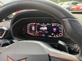Cupra Leon Cupra Leon Pano Kuipstoelen sfeer verlichting picture 23