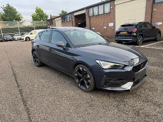 Cupra Leon Cupra Leon Pano Kuipstoelen sfeer verlichting picture 2