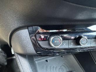 Opel Corsa GS LINE 130PK PANO AUTOMAAT Camera Stuur &Stoelverwarming Rijbare schade picture 29