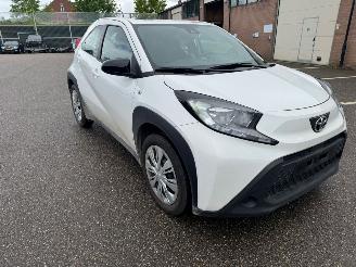 Schadeauto Toyota Aygo X Play 2025/1