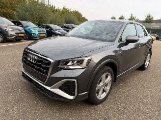 Avarii autoturisme Audi Q2 S-line 150 pk automaat leder led achteruitrijcamera 2025/11