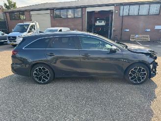 Kia Ceed GT Line Business DIESEL HYBRIDE PANO LEDER LED picture 5
