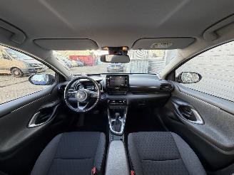 Toyota Yaris Yaris 1.5-l-VVT-i Hybrid CVT Luxury fahrbereit picture 9