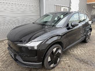 Schadeauto Volvo EX30 Ultra pano ambiente volledig rijdbaar extended range 2024/11