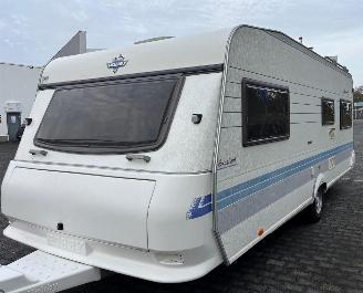 krockskadad bil caravan Hobby  Excellent 560 UFE + Voortent 2000/9