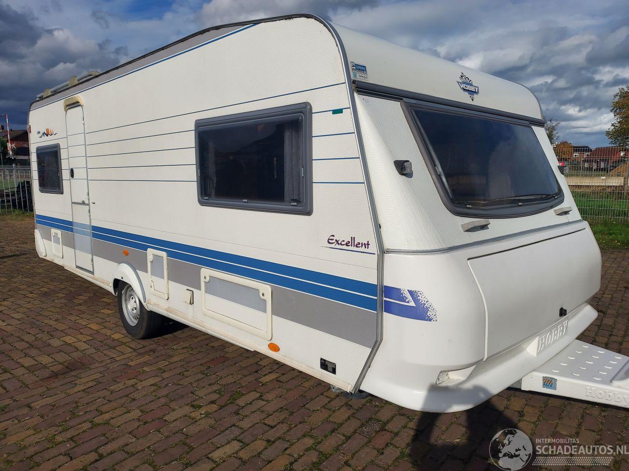 Hobby  Excellent 560 UFE + Voortent