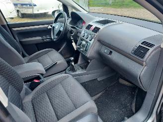 Volkswagen Touran Comfortline 2.0 TDI picture 8