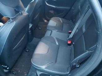 Volvo V-40 1.6 D2 Momentum diesel Div opties picture 8