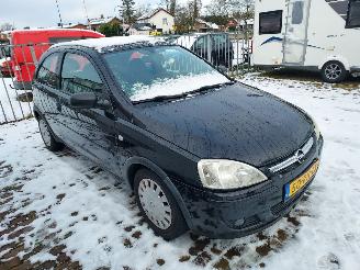 skadebil auto Opel Corsa 1.2 AUTOMAAT  109000KM !!! 2005/4