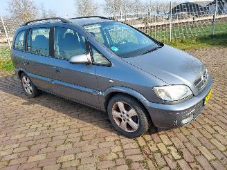 škoda osobní automobily Opel Zafira Automaat 2004/3